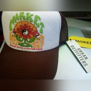 MARKET (Chinatown MARKET) Unisex PEACE Trucker Hat